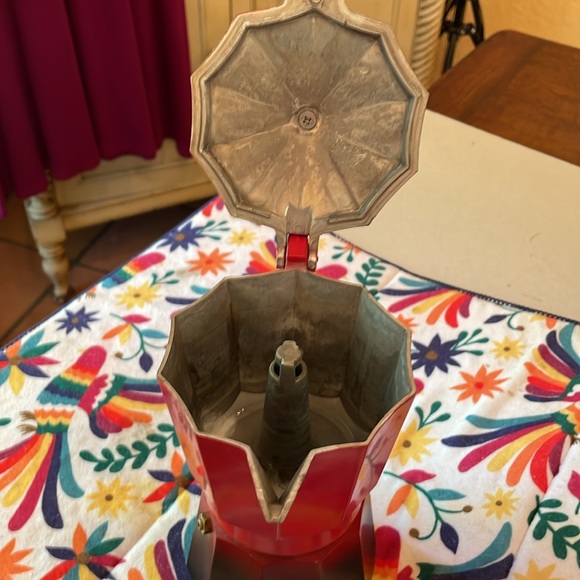 Espresso maker - Picture 2 of 5